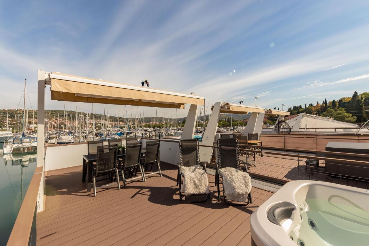 Appartement Floating Sea House Gong à Portorož Extérieur photo